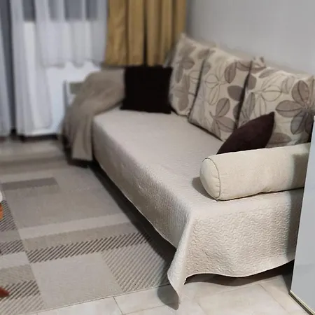 Guest * Μπάνσκο